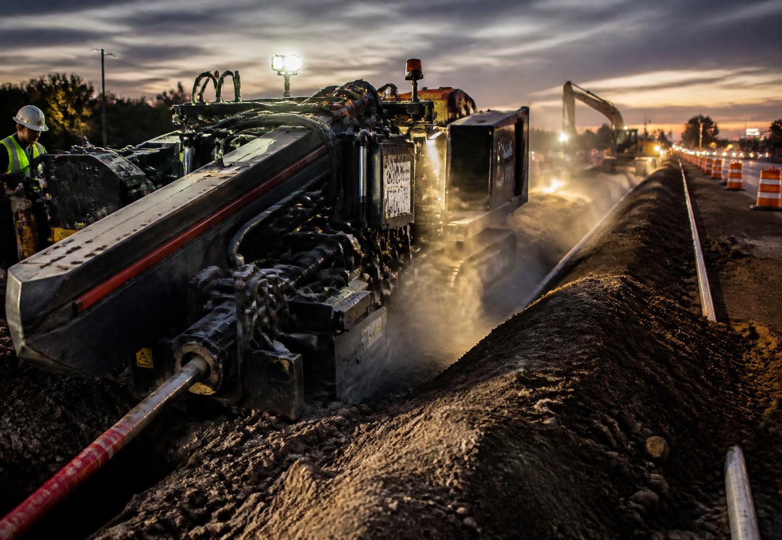 Directional drilling rig laying duct